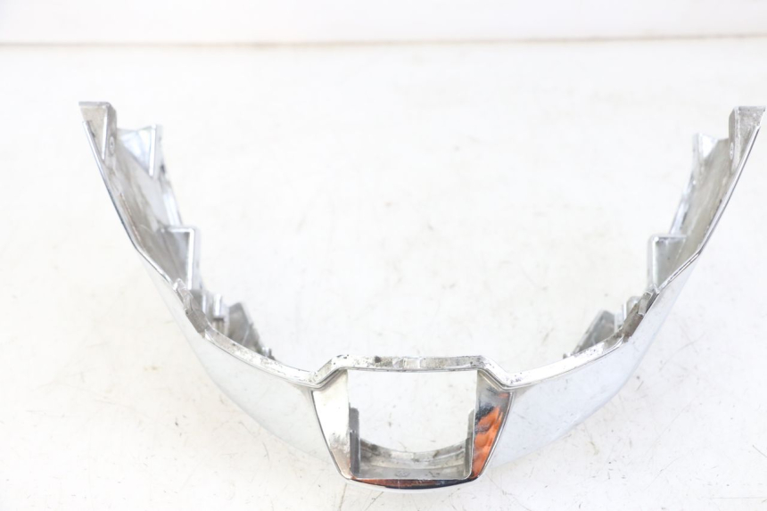 photo de JONCTION CARENAGE ARRIERE INFERIEURE KYMCO LIKE 4T 50 (2019 - 2025) - Marquages et références