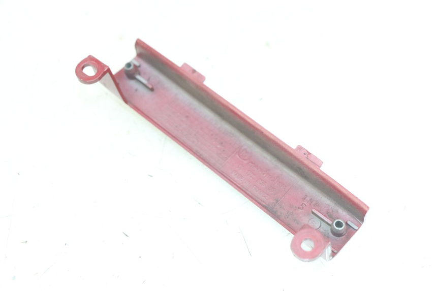 photo de JONCTION CARENAGE ARRIERE INFERIEURE PEUGEOT SV 125 (1991 - 1994)