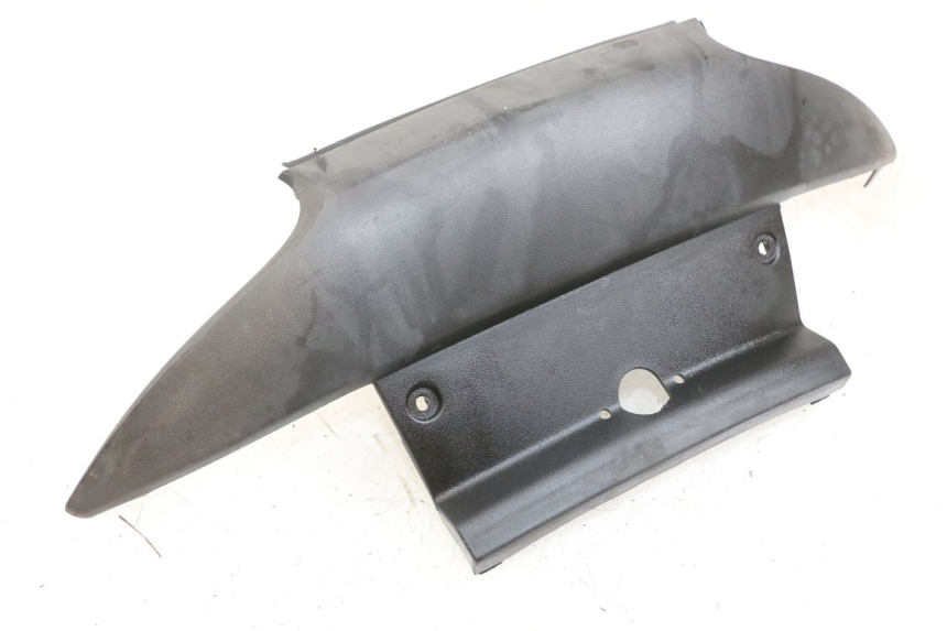 photo de JONCTION CARENAGE ARRIERE INFERIEURE PIAGGIO MP3 500 (2011 - 2015)