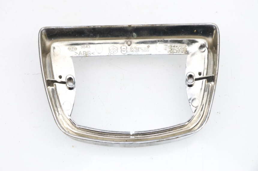photo de JONCTION CARENAGE ARRIERE INFERIEURE PIAGGIO VESPA LX 4T 50 (2005 - 2010)