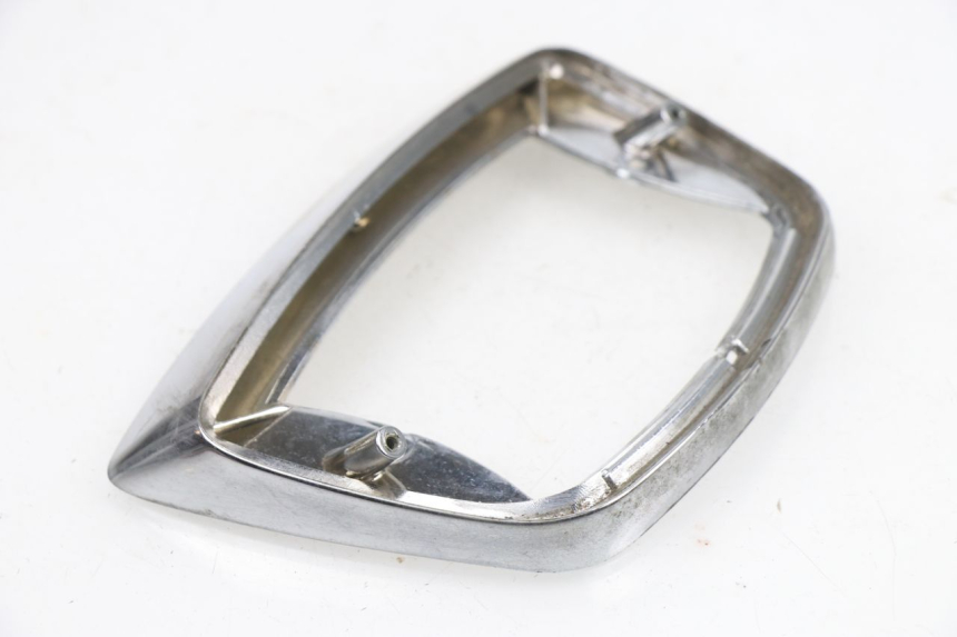 photo de JONCTION CARENAGE ARRIERE INFERIEURE PIAGGIO VESPA LX 4T 50 (2005 - 2010)