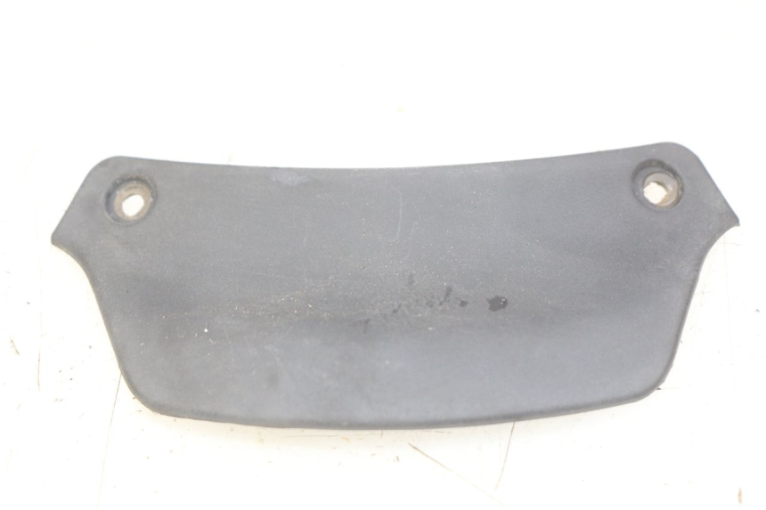 photo de JONCTION CARENAGE ARRIERE INFERIEURE PIAGGIO VESPA PRIMAVERA 2T 50 (2013 - 2018)