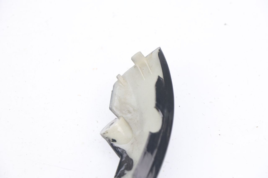 photo de JONCTION CARENAGE ARRIERE INFERIEURE BAOTIAN TRAVEL SPIRIT 50 (2010 - 2012) - Autre angle de vue