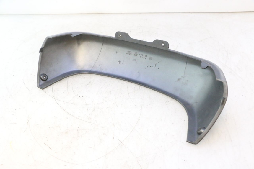 photo de JONCTION CARENAGE ARRIERE INFERIEURE PIAGGIO X9 AMALFI 180 (2000 - 2003) - Vue d’ensemble