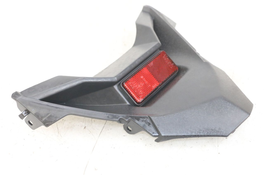 photo de JONCTION CARENAGE ARRIERE INFERIEURE YAMAHA XMAX X-MAX ABS 125 (2017 - 2020)