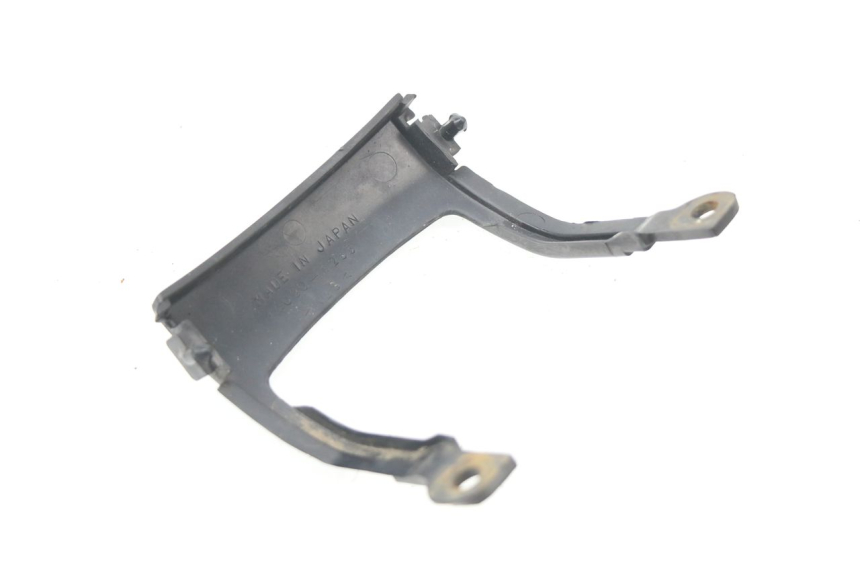 photo de JONCTION CARENAGE ARRIERE KAWASAKI ZZR 600 (1995 - 2004)