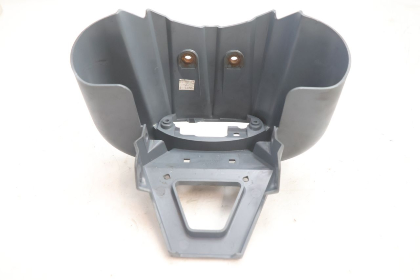 photo de JONCTION CARENAGE ARRIERE PEUGEOT LUDIX ONE 14P 50 (2004 - 2013) - Gros plan technique