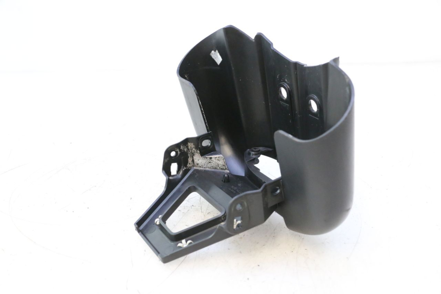 photo de JONCTION CARENAGE ARRIERE PEUGEOT LUDIX ONE 50 (2004 - 2013) - Zoom état d’usage
