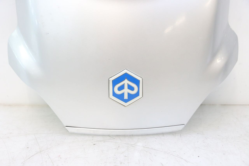 photo de JONCTION CARENAGE ARRIERE PIAGGIO MP3 LT 300 (2010 - 2016) - Détails caractéristiques