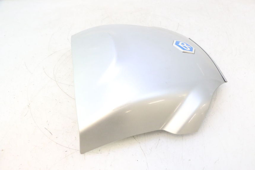 photo de JONCTION CARENAGE ARRIERE PIAGGIO MP3 LT 300 (2010 - 2016) - Points de fixation