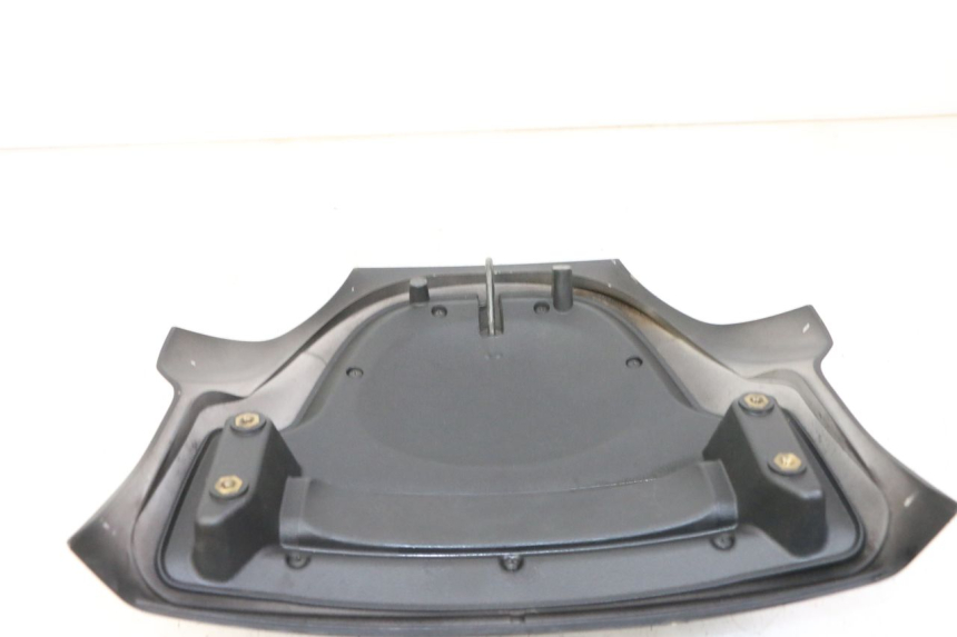 photo de JONCTION CARENAGE ARRIERE PIAGGIO MP3 500 (2011 - 2015)