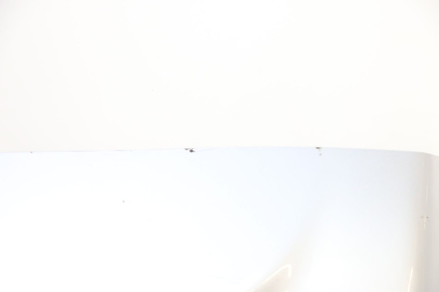 photo de JONCTION CARENAGE ARRIERE PIAGGIO MP3 125 (2006 - 2014) - Zoom état d’usage