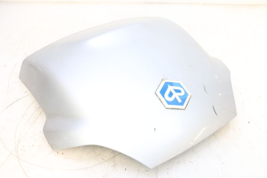 photo de JONCTION CARENAGE ARRIERE PIAGGIO MP3 125 (2006 - 2014) - Autre angle de vue