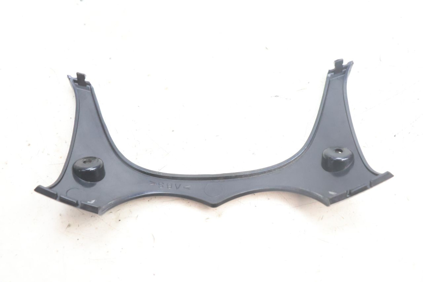 photo de JONCTION CARENAGE ARRIERE YAMAHA NEO'S NEOS 2T 50 (1998 - 2007) - Zoom état d’usage