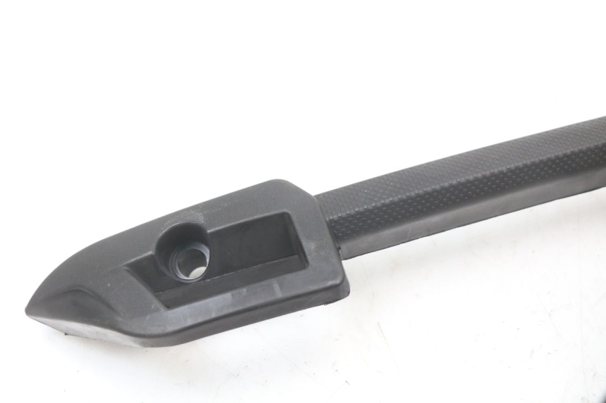 photo de JONCTION CARENAGE ARRIERE MOTO GUZZI NORGE 8V GT 1200 (2011 - 2016)