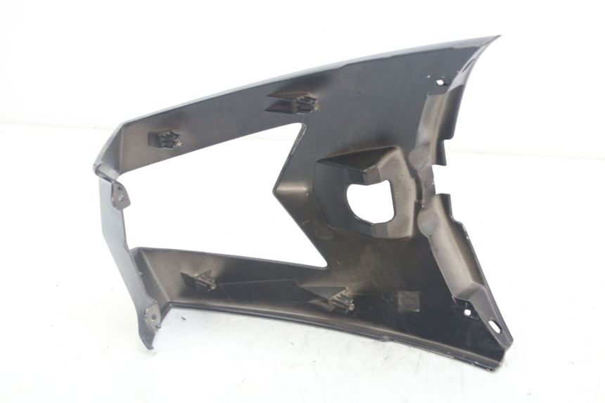 photo de JONCTION CARENAGE ARRIERE PEUGEOT GEOPOLIS RS 125 (2007 - 2009)