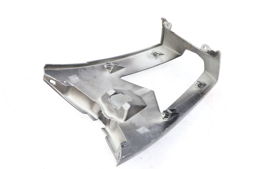 photo de JONCTION CARENAGE ARRIERE PEUGEOT GEOPOLIS RS 125 (2007 - 2009)
