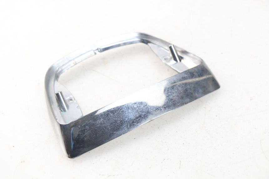 photo de JONCTION CARENAGE ARRIERE PIAGGIO VESPA LX IE 125 (2010 - 2012)