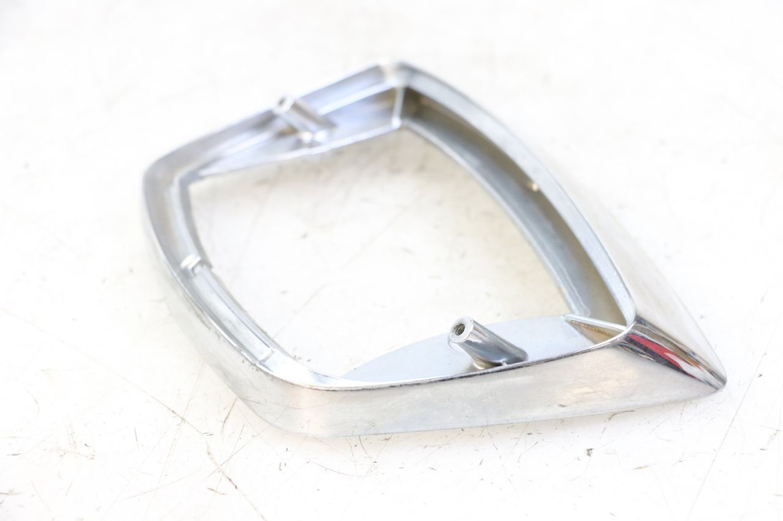 photo de JONCTION CARENAGE ARRIERE PIAGGIO VESPA LX IE 125 (2010 - 2012)