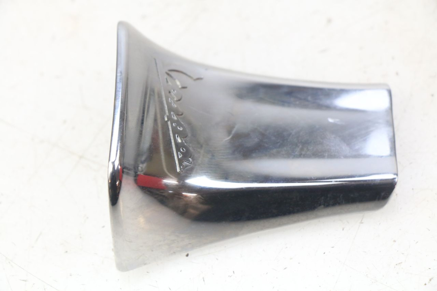 photo de JONCTION CARENAGE ARRIERE PIAGGIO VESPA PRIMAVERA 2T 50 (2013 - 2018)