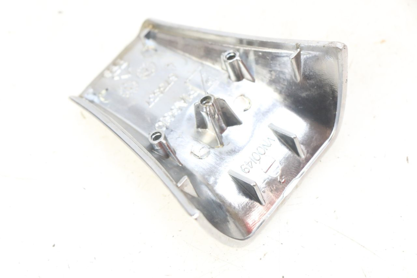 photo de JONCTION CARENAGE ARRIERE PIAGGIO VESPA PRIMAVERA 2T 50 (2013 - 2018)