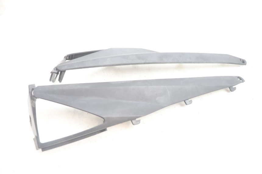 photo de JONCTION CARENAGE ARRIERE RIDE SLASH 2T 50 (2012 - 2014) - Autre angle de vue