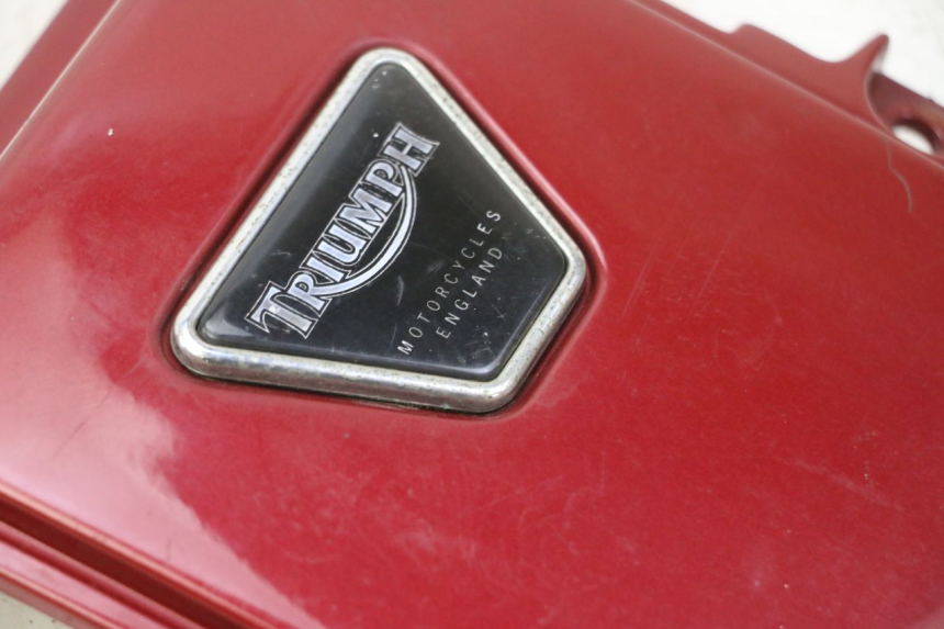 photo de JONCTION CARENAGE ARRIERE TRIUMPH SPRINT 900 (1995 - 1998)