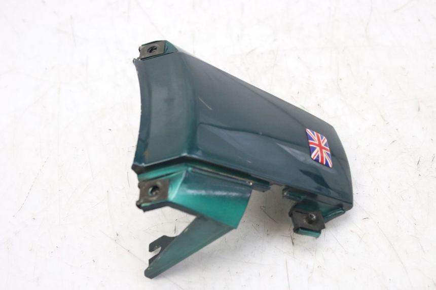 photo de JONCTION CARENAGE ARRIERE TRIUMPH SPRINT ST 955 (1999 - 2001)
