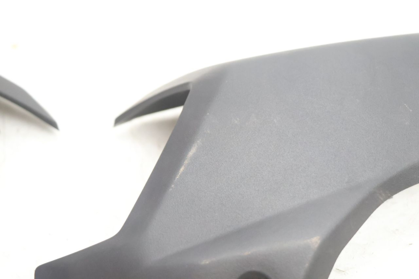 photo de JONCTION CARENAGE ARRIERE PEUGEOT STREETZONE NAKED 2T 50 (2014 - 2018) - Points de fixation