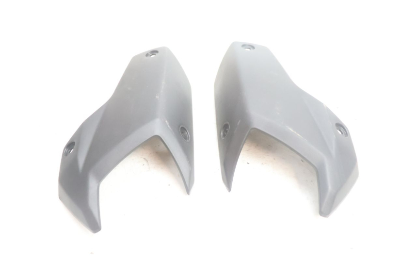 photo de JONCTION CARENAGE ARRIERE PEUGEOT STREETZONE NAKED 2T 50 (2014 - 2018) - État de surface