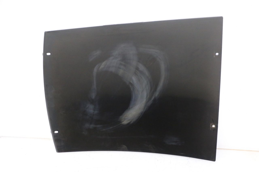photo de JONCTION CARENAGE ARRIERE SUPERIEUR BMW C1 125 (2000 - 2003)