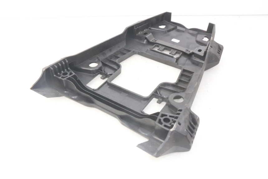 photo de JONCTION CARENAGE ARRIERE SUPERIEUR BMW F GS K81 850 (2018 - 2023)