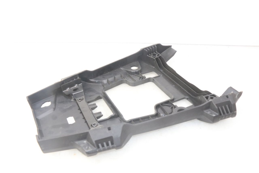 photo de JONCTION CARENAGE ARRIERE SUPERIEUR BMW F GS K81 850 (2018 - 2023)