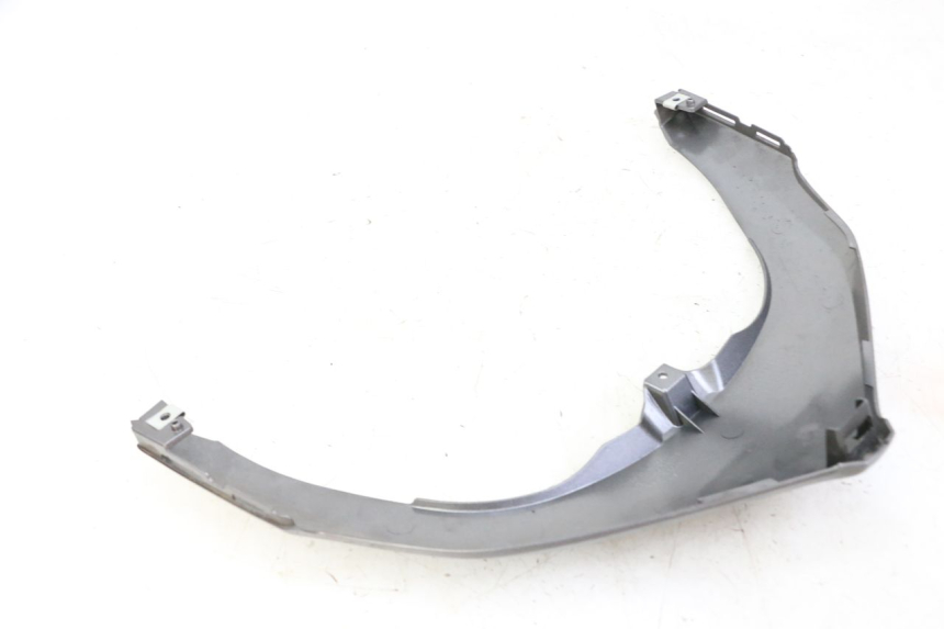 photo de JONCTION CARENAGE ARRIERE SUPERIEUR HONDA FORZA ABS 300 (2013 - 2019)