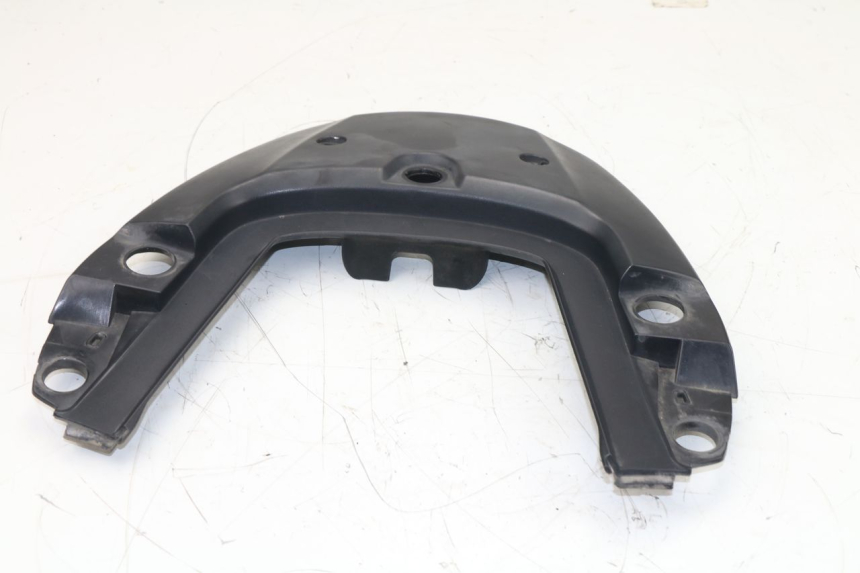 photo de JONCTION CARENAGE ARRIERE SUPERIEUR HONDA CBF N 600 (2004 - 2007)