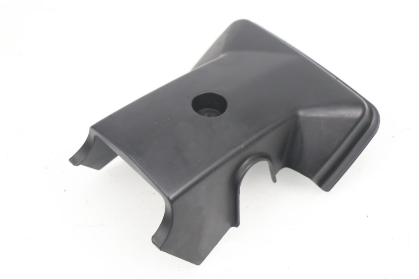 photo de JONCTION CARENAGE ARRIERE SUPERIEUR HONDA NPS ZOOMER 50 (2004 - 2013)