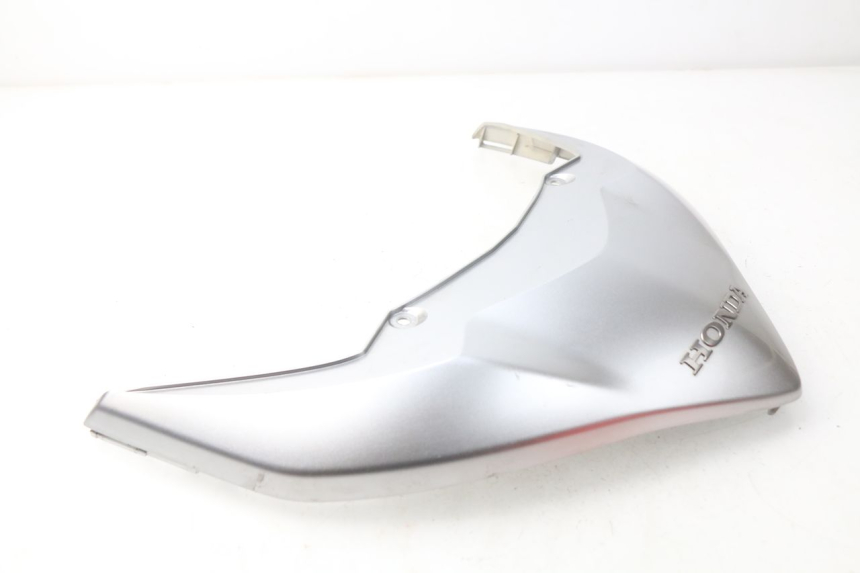 photo de JONCTION CARENAGE ARRIERE SUPERIEUR HONDA NSS EX FORZA 250 (2008 - 2009)