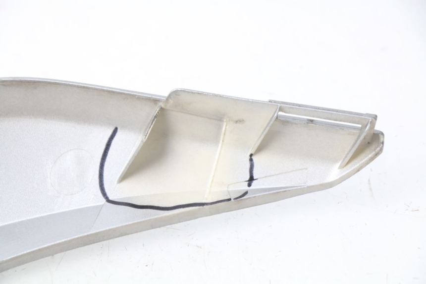 photo de JONCTION CARENAGE ARRIERE SUPERIEUR HONDA NSS EX FORZA 250 (2008 - 2009)