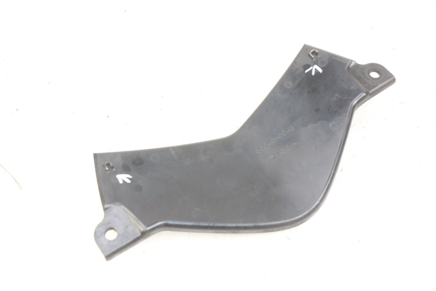photo de JONCTION CARENAGE ARRIERE SUPERIEUR KAWASAKI Z 750 (2007 - 2013)