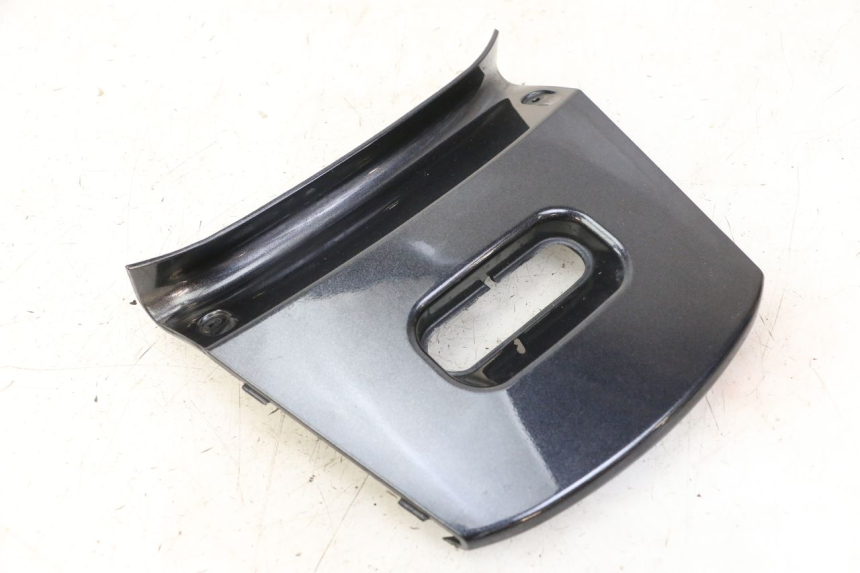 photo de JONCTION CARENAGE ARRIERE SUPERIEUR KYMCO XCITING 500 (2007 - 2010)