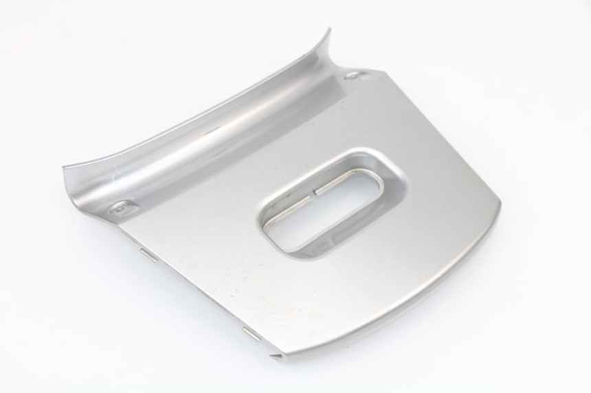 photo de JONCTION CARENAGE ARRIERE SUPERIEUR KYMCO XCITING 500 (2004 - 2006)