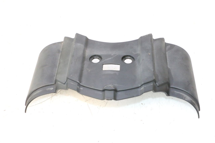 photo de JONCTION CARENAGE ARRIERE SUPERIEUR PEUGEOT LUDIX PRO 2T 50 (2010 - 2017) - Autre angle de vue