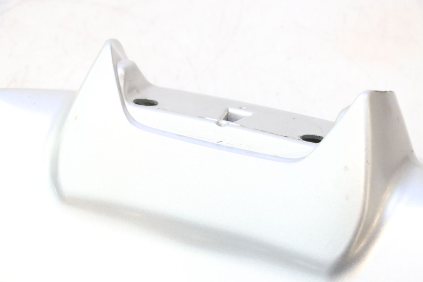 photo de JONCTION CARENAGE ARRIERE SUPERIEUR PIAGGIO MP3 LT 400 (2007 - 2012) - Zoom état d’usage