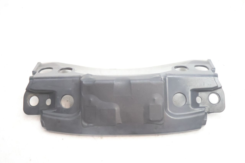 photo de JONCTION CARENAGE ARRIERE SUPERIEUR PIAGGIO MP3 500 (2011 - 2015) - Vue principale