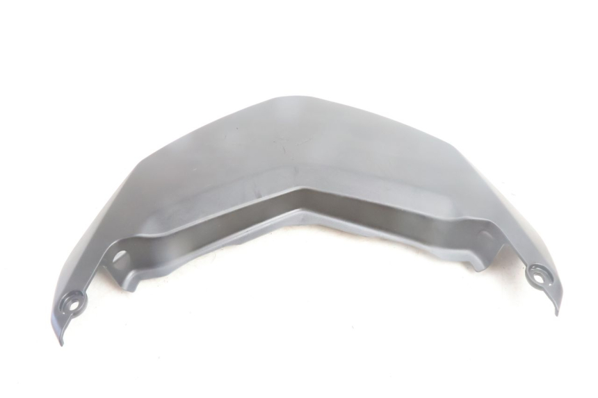 photo de JONCTION CARENAGE ARRIERE SUPERIEUR YAMAHA N-MAX NMAX 125 (2021 - 2024) - Zoom état d’usage