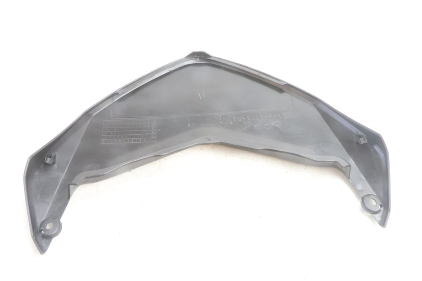 photo de JONCTION CARENAGE ARRIERE SUPERIEUR YAMAHA N-MAX NMAX 125 (2021 - 2024) - Gros plan technique