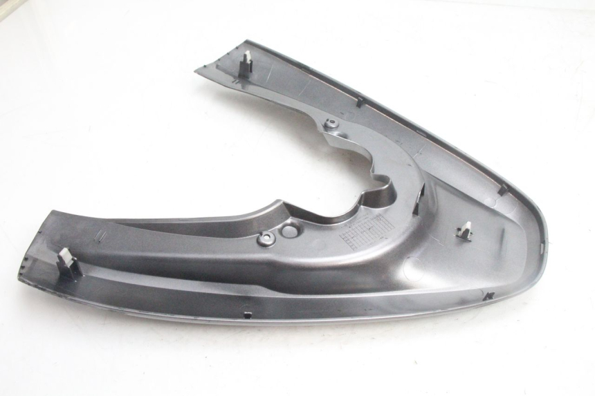 photo de JONCTION CARENAGE ARRIERE SUPERIEUR HONDA PCX (JF28) 125 (2009 - 2011) - État de surface