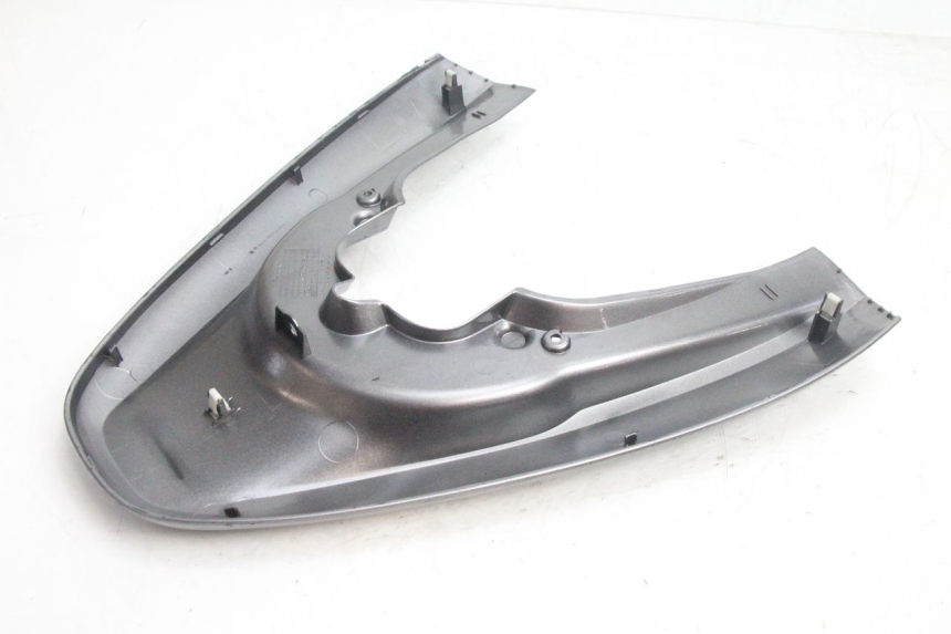 photo de JONCTION CARENAGE ARRIERE SUPERIEUR HONDA PCX (JF28) 125 (2009 - 2011) - Pièce contrôlée