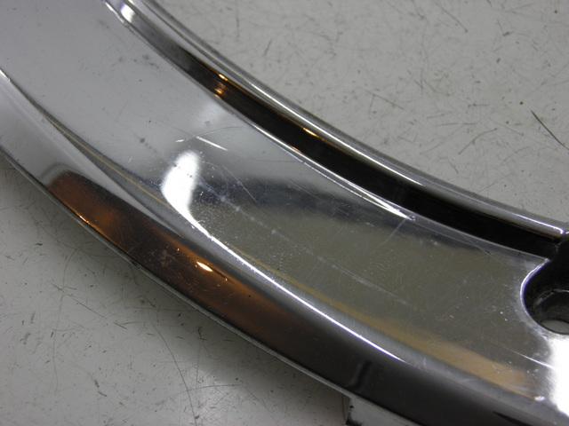 photo de JONCTION CARENAGE ARRIERE SUPERIEUR PEUGEOT SATELIS 125 (2006 - 2009)