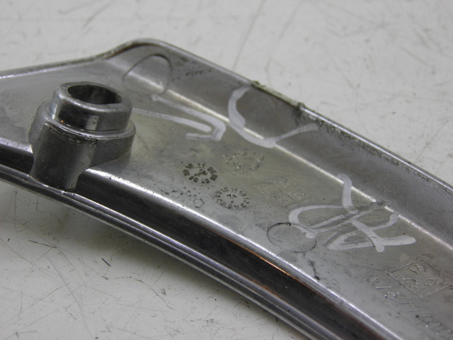 photo de JONCTION CARENAGE ARRIERE SUPERIEUR PEUGEOT SATELIS 125 (2006 - 2009)